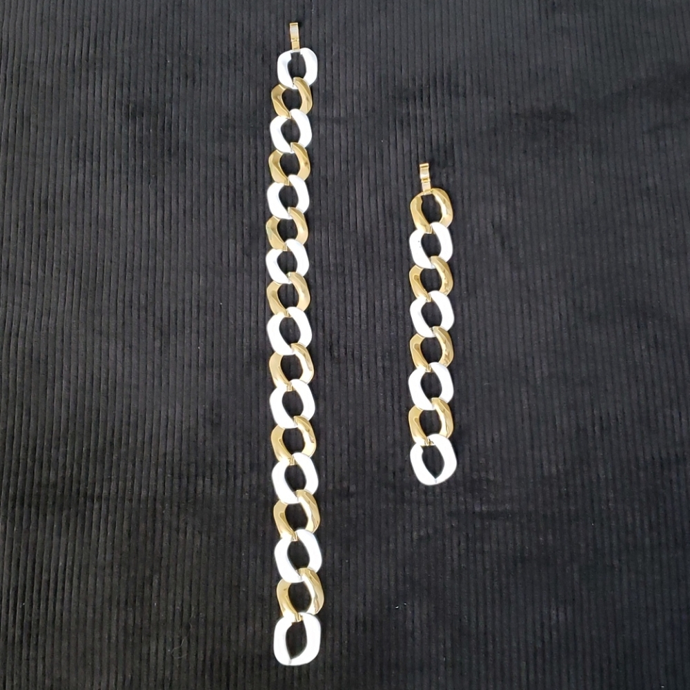 Vintage Goldtone/White Necklace & Bracelet Set